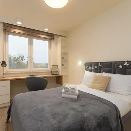 Wichrowa Deluxe By Bookinghost Vratislav