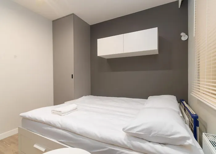 Wichrowa Deluxe By Bookinghost * فروتسواف