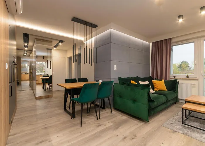 Wichrowa Deluxe By Bookinghost *